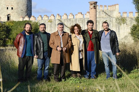 Mert Denizmen, Cengiz Bozkurt, Uğur Yücel, Binnur Kaya, Feyyaz Yiğit, Ali Atay - Cinayet Süsü - Dreharbeiten