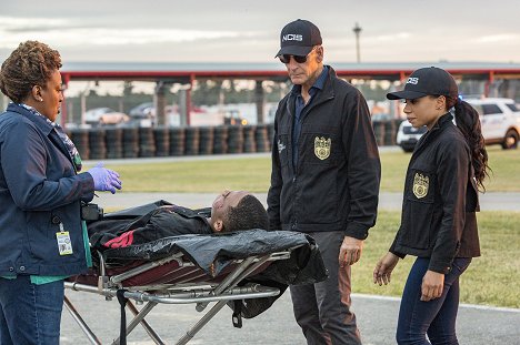 CCH Pounder, Scott Bakula, Shalita Grant - NCIS: New Orleans - Overdrive - De la película