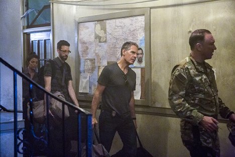 Vanessa Ferlito, Rob Kerkovich, Scott Bakula - Agenci NCIS: Nowy Orlean - Welcome to the Jungle - Z filmu