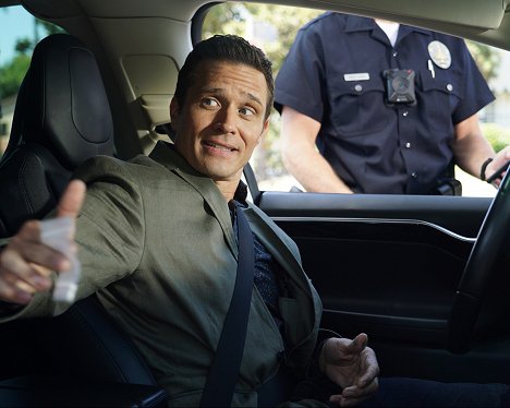 Seamus Dever - The Rookie - The Bet - Photos