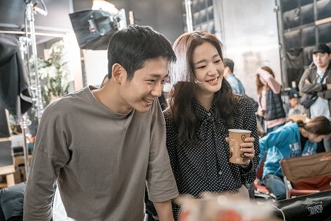 Hae-in Jeong, Kim Go-eun - Tune in for Love - Dreharbeiten