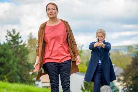 Lisa Hörtnagl, Brigitte Kren - SOKO Donau - Auf der Flucht - Filmfotos
