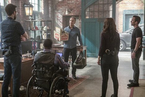 Scott Bakula, Lucas Black - NCIS: New Orleans - Checkmate, Part II - Photos