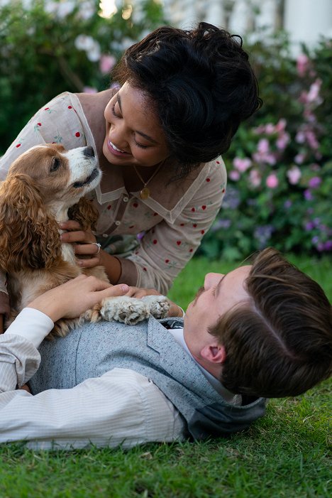 Rose the Dog, Kiersey Clemons, Thomas Mann - Lady and the Tramp - Photos