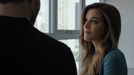 Riley Keough - The Girlfriend Experience - Available - Photos