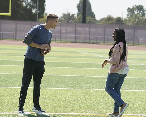 Eric Winter, Sonya Leslie - The Rookie - Safety - Photos