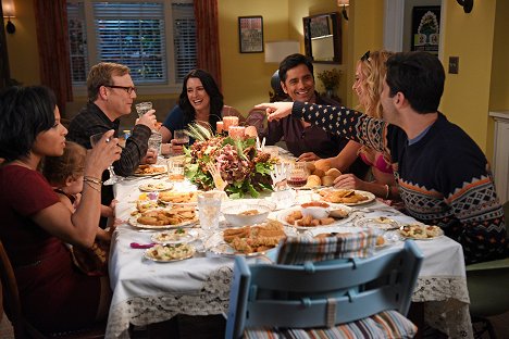 Christina Milian, Andy Daly, Paget Brewster, John Stamos - Grandfathered - Gerald's Two Dads - De la película