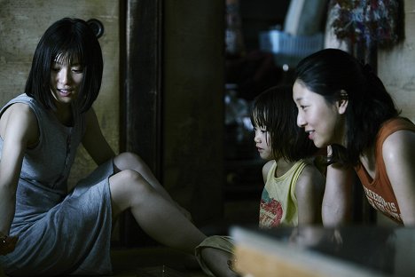 Mayu Matsuoka, Miyu Sasaki, Sakura Andō - Shoplifters: Uma Família de Pequenos Ladrões - De filmes