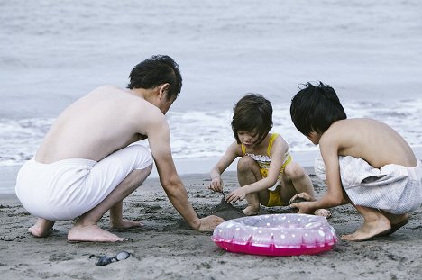 Miyu Sasaki - Shoplifters: Uma Família de Pequenos Ladrões - De filmes