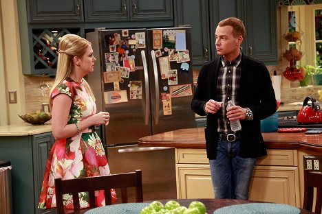 Melissa Joan Hart, Joey Lawrence - Melissa & Joey - Accidents Will Happen - Photos