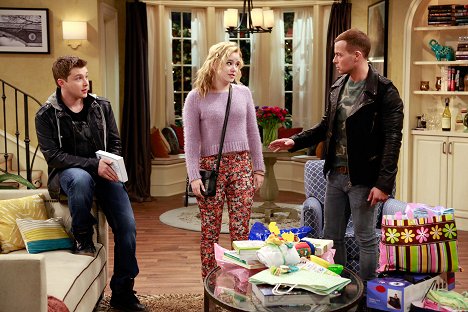 Sterling Knight, Taylor Spreitler, Joey Lawrence - Melissa & Joey - Accidents Will Happen - Do filme