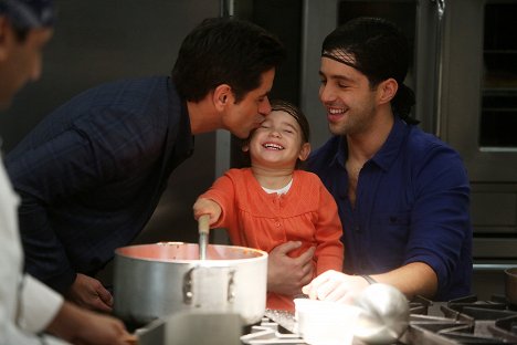 John Stamos, Josh Peck - Grandfathered - Some Guy I'm Seeing - De la película