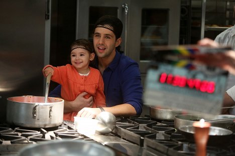 Josh Peck - Grandfathered - Some Guy I'm Seeing - Tournage