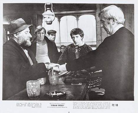 Peter Vaughan, Dustin Hoffman - Straw Dogs - Lobby Cards