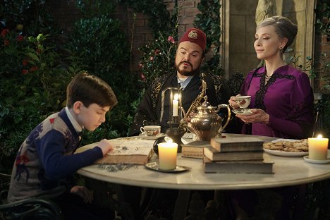 Owen Vaccaro, Jack Black, Cate Blanchett - The House with a Clock in Its Walls - Photos