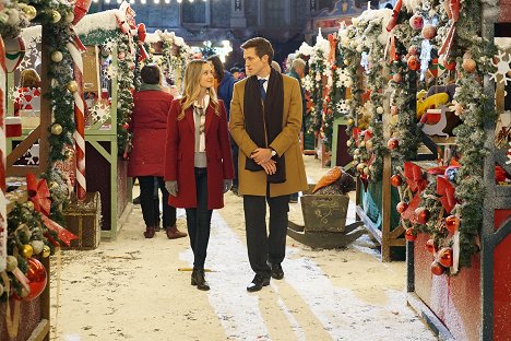 Merritt Patterson, Andrew Cooper - Christmas at the Palace - Photos
