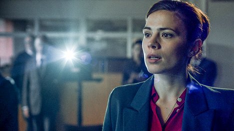 Hayley Atwell - Life of Crime - Episode 2 - Photos