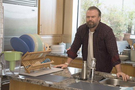 Tyler Labine - Nemocnice New Amsterdam - Čeho si srdce žádá - Z filmu