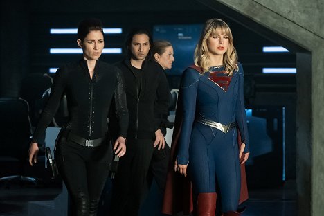 Chyler Leigh, Jesse Rath, Melissa Benoist - Supergirl - Crisis en tierras infinitas: Hora uno - De la película