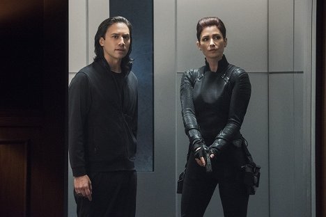 Jesse Rath, Chyler Leigh - Supergirl - Tremors - Z filmu