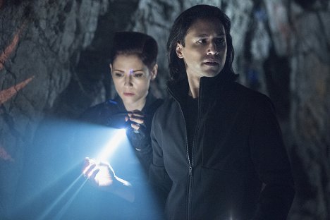 Chyler Leigh, Jesse Rath - Supergirl - Tremors - Z filmu