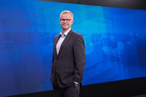 Juha Hietanen - Aamu-TV - Promóció fotók