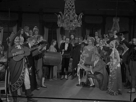 Hugo Rönnblad, Greta Garbo, Torsten Hammarén, Svend Kornbeck, Gerda Lundequist - Gösta Berling I. - Filmfotos
