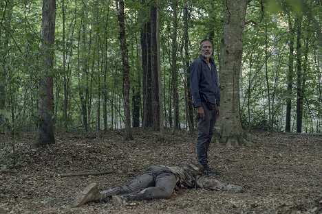 Jeffrey Dean Morgan - The Walking Dead - What It Always Is - Photos