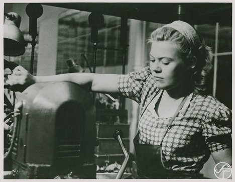 Nine-Christine Jönsson - Hamnstad - Z filmu