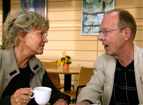 Antje Hagen, Hans Peter Korff - In aller Freundschaft - Nur über meine Leiche - Filmfotos