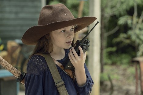 Cailey Fleming - Walking Dead - Svet predtým - Z filmu