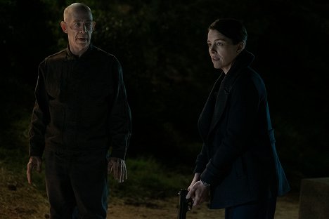 J.K. Simmons, Olivia Williams - Counterpart - No Strings Attached - Filmfotos