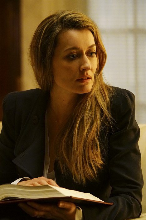 Natascha McElhone - Designated Survivor - Pilot - Photos