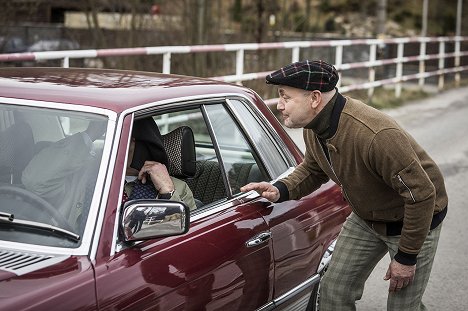 Robert Nebřenský - Strážmistr Topinka - Zločin na křižovatce - Photos