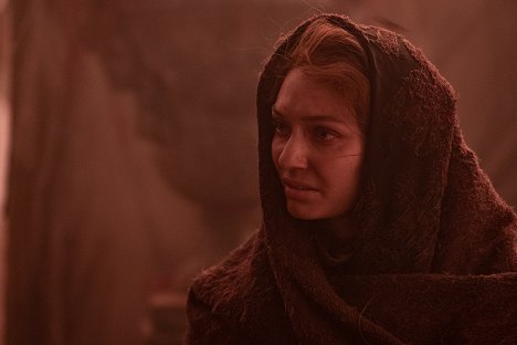 Eleanor Tomlinson - The War of the Worlds - Episode 2 - Photos