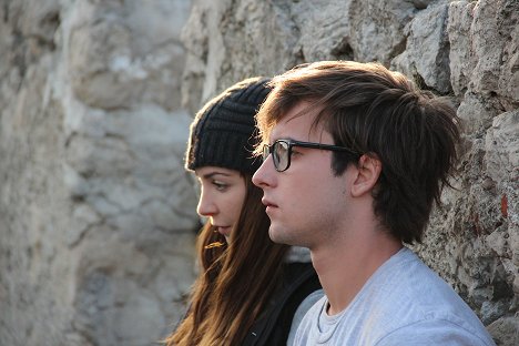 Alix Bénézech, Florent Arnoult - La Vie Nous Appartient - De la película