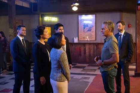 Scott Bakula, Rob Kerkovich - NCIS: New Orleans - The Order of the Mongoose - Photos