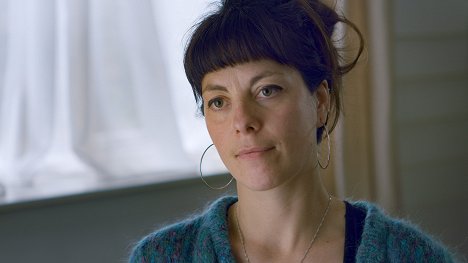 May McKeith - Aktivisti - Mielenosoittaja - De la película
