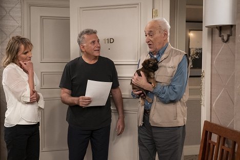 Helen Hunt, Paul Reiser - Mad About You - Restraining Orders and Puppies - Photos