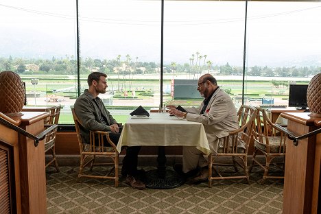 Theo James, Fred Melamed - Zlodeji a klamári - Z filmu