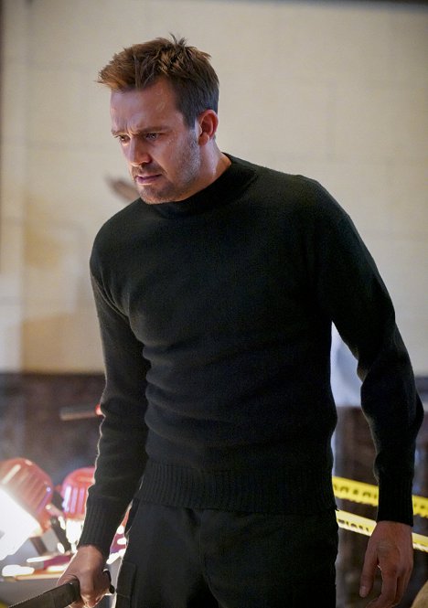Carl Beukes - NCIS : Los Angeles - Mother - Film