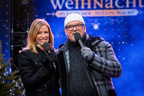 Sonja Weissensteiner, DJ Ötzi - Zauberhafte Weihnacht im Land der "Stillen Nacht" - De la película
