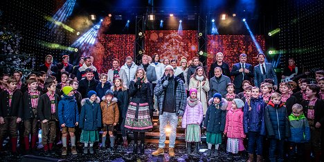 Sonja Weissensteiner, DJ Ötzi - Zauberhafte Weihnacht im Land der "Stillen Nacht" - Photos