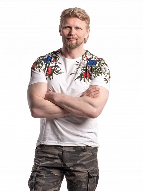 Marko Asell - Selviytyjät Suomi - Promóció fotók