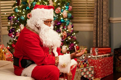 Laurence Fishburne - Black-ish - Father Christmas - Kuvat elokuvasta