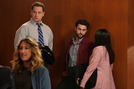 Matt McGorry, Jack Falahee - How to Get Away with Murder - Are You the Mole? - Van film