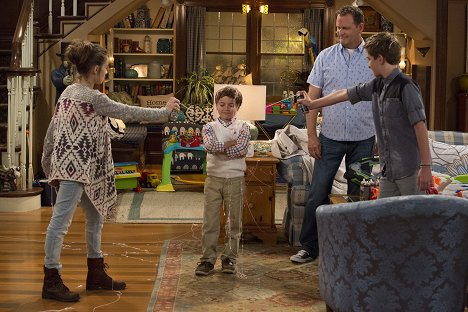 Soni Bringas, Elias Harger, Dave Coulier, Michael Campion - Fuller House - Funner House - Photos