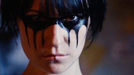 Niamh Hogan - Taryn Barker: Demon Hunter - Filmfotók