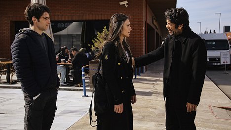 Bora Akkaş, Nilay Deniz, Tuncer Salman - Dayan Yüreğim - Episode 6 - Film