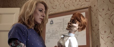 Suzie Frances Garton - Robert: El muñeco siniestro - De la película
